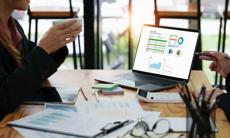 最大100万円の開発資金提供